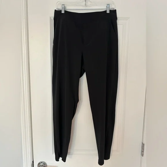 Athleta Brooklyn Black Ankle Pants - Picture 2 of 8